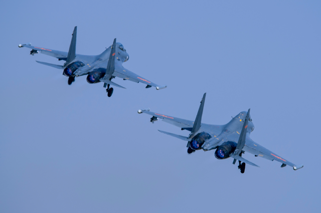 飞机一公里耗多少油 t0103ab62ec84a8b9e0.png?size=640x426