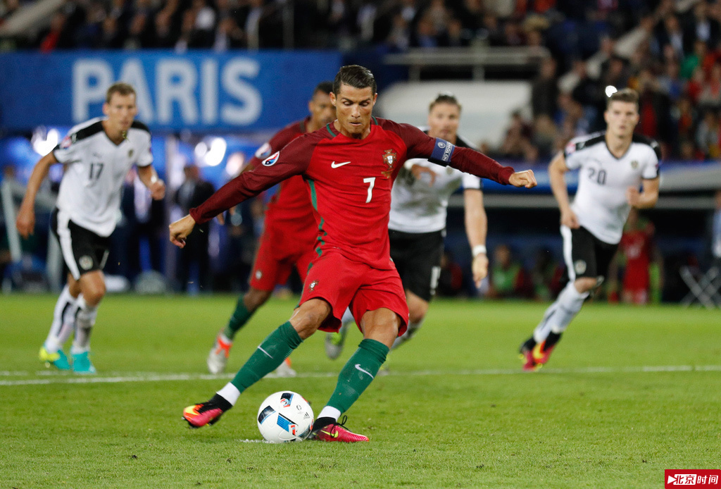 组图-失点!c罗各种姿势爆射都不进 葡萄牙憾平