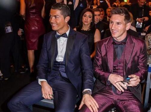 贝克汉姆评价梅西和c罗:c罗和梅西历史地位最