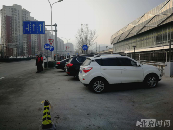 门头沟成立“综合执法小分队” S1线周边环境干净了! 门头沟成立“综合执法小分队” S1线周边环境干净了!