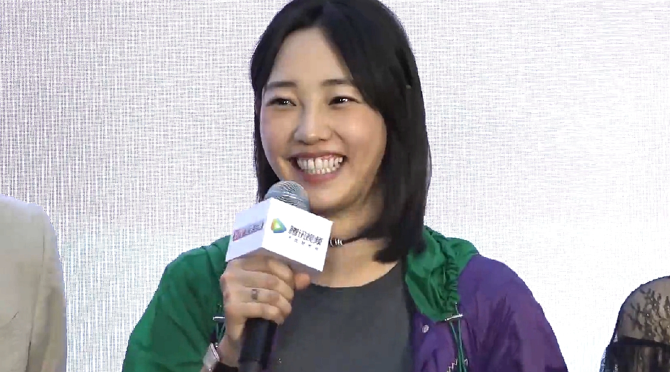 白百何:不会和我家老陈上综艺 孩子我带的多 白百何:不会和我家老陈上综艺 孩子我带的多