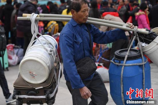 不只塑料桶！这些“春运神器”你见过吗？