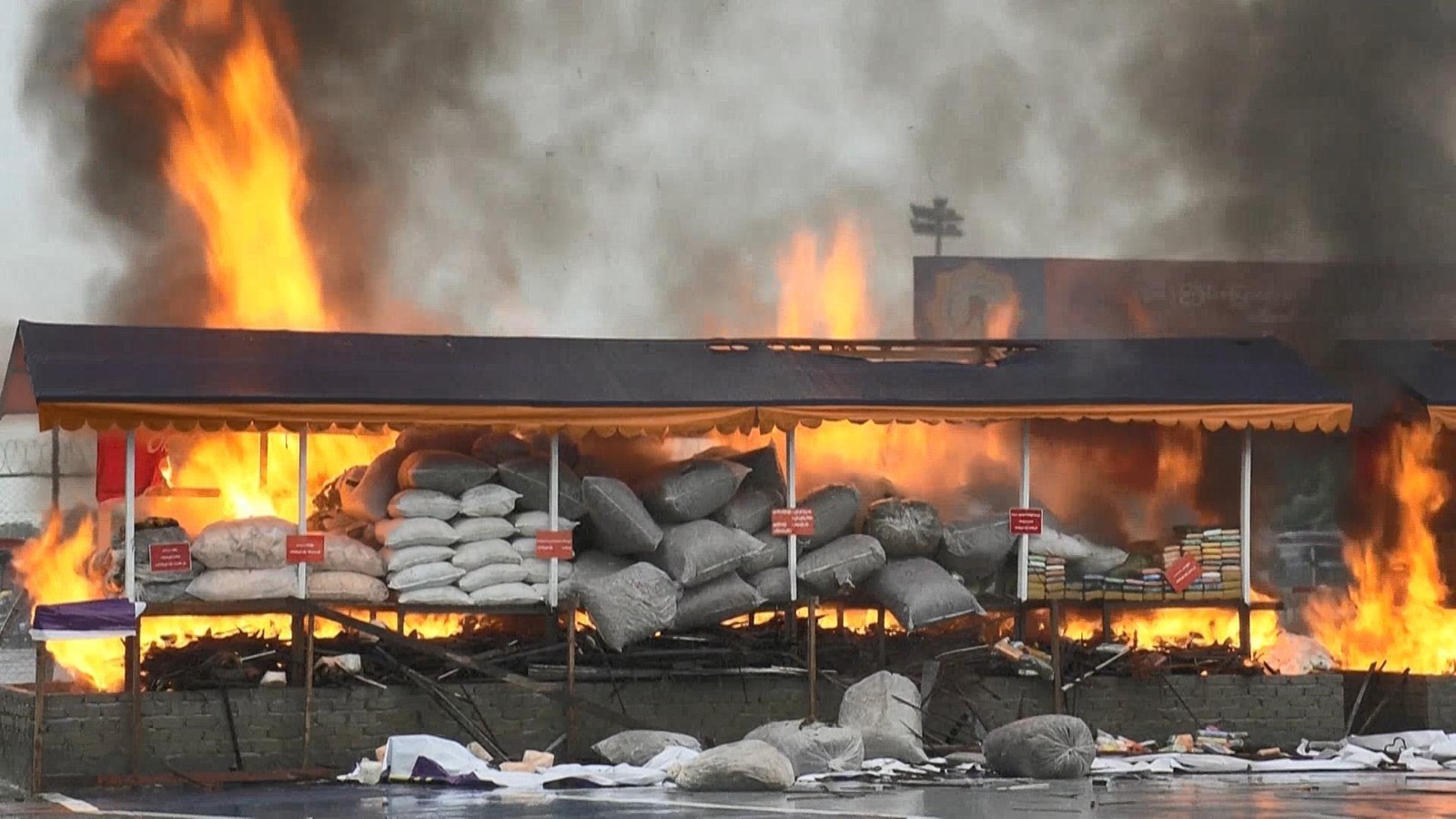 国际禁毒日 缅甸和泰国销毁大量毒品