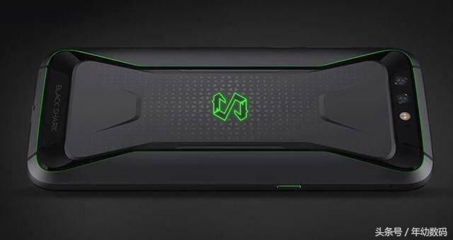 努比亚红魔手机来了!对标小米黑鲨,战火一触即