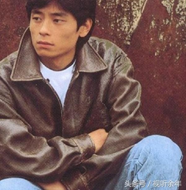 王杰为纪念初恋女友写下《安妮》,极度伤感唱