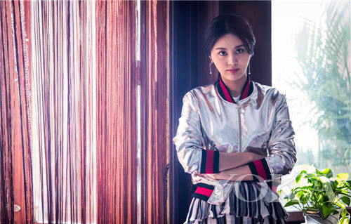 这部电视剧讲述了"虎父犬子"的悲喜故事.