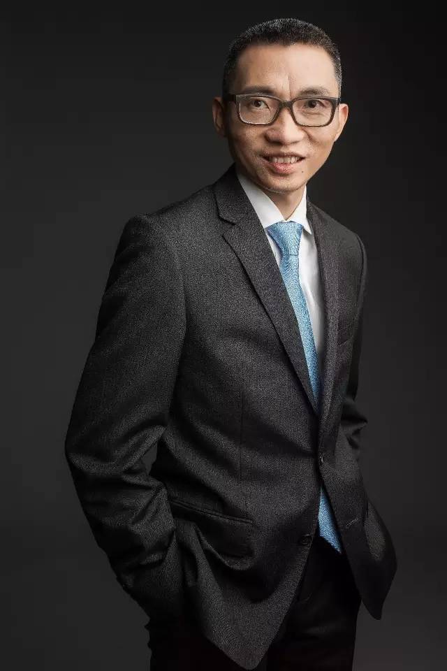 陈一丹说,财富只是工具,如何使用,归根结底还是使用者的价值观在起