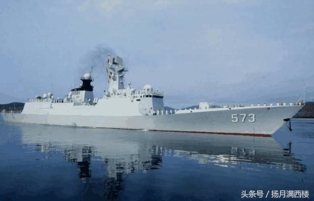 在航母编队中,054A型导弹护卫舰负责什么任务