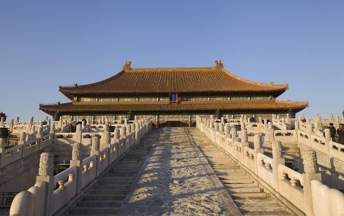 如果外国人问你故宫的设计者是谁?你应该怎么