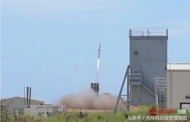 环太军演重头戏来了 美日联手发射导弹摧毁军