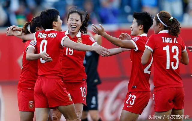 中国队4-0大胜泰国队,小组出线即入世界杯