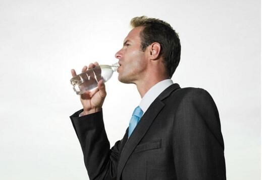 万万没想到!鼻子痒可能是癌症信号 迅速自测看