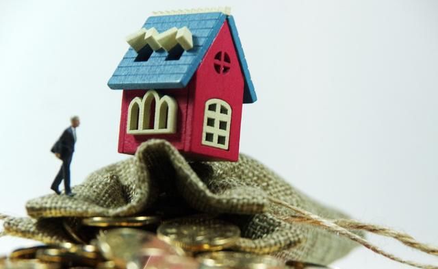 大变局来临!房产泡沫破裂,14城地铁项目被叫停