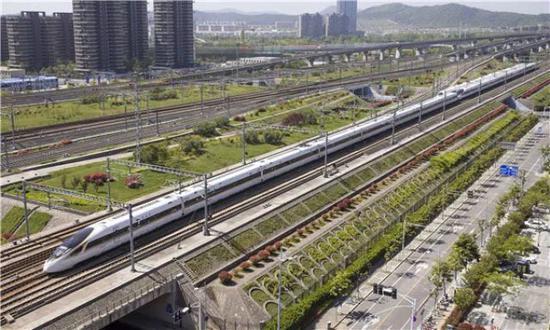 新华社刊文三问中国经济基本面:走势如何?底气何来?