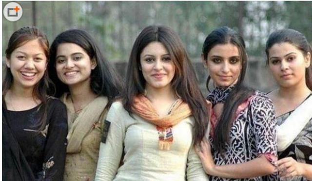 中国和巴铁到底有多铁?看到最后一张图,我热泪