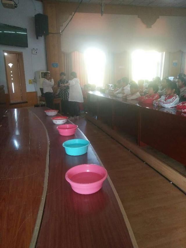 济南章丘汇泉小学举行防溺水教育讲座