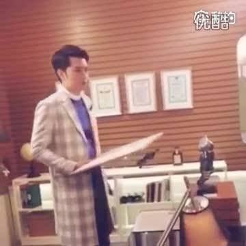 张丹峰香港的家好小 张丹峰洪欣综艺节目