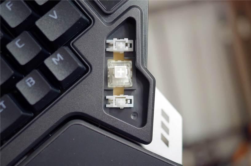 手机变电脑:多彩T9X单手吃鸡机械键盘,让吃鸡