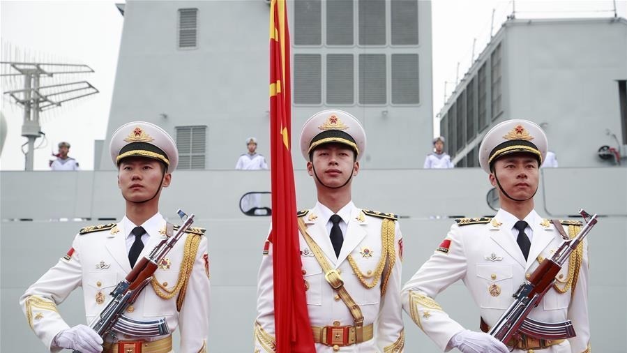 庆祝人民海军成立70周年海上阅兵活动举行