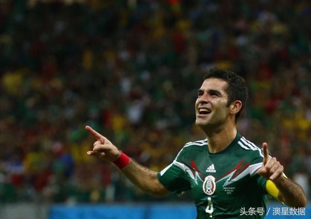 认为已退役的他们竟然还在踢球,向足坛老将致