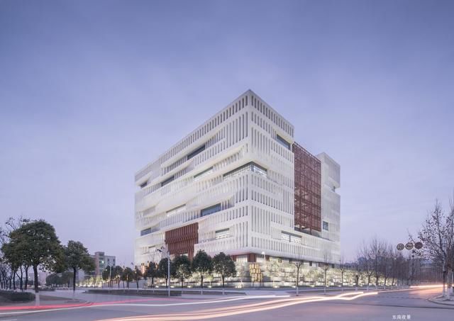 武汉理工大学南湖校区图书馆,楚风汉韵的现代