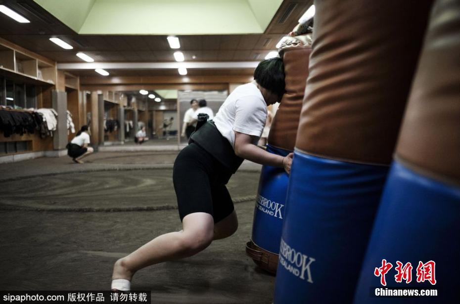 如今，日本女子相扑联合会已经组织了全国女子相扑巡回赛，旨在吸引更多的女孩子参加这项运动，但效果并不明显。