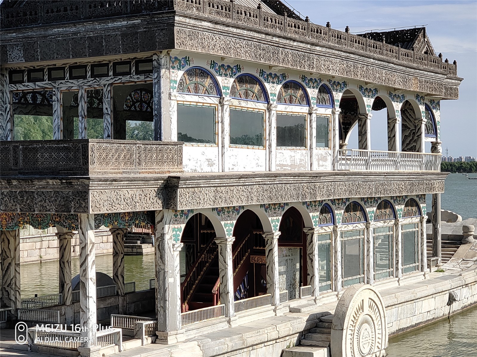 用了1个月,七大角度告诉你,魅族16th Plus值不