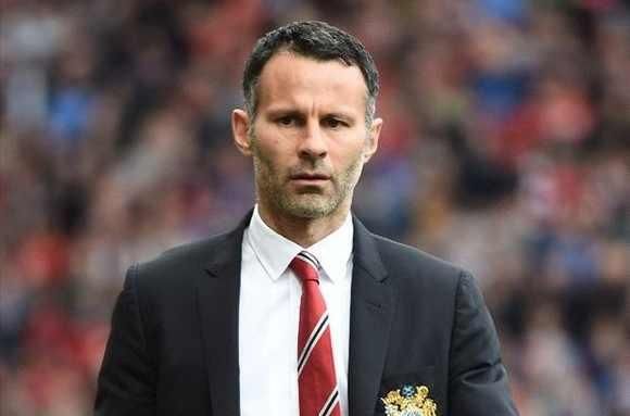 来看老爵爷弗格森,为曼联王朝一手打造的十位