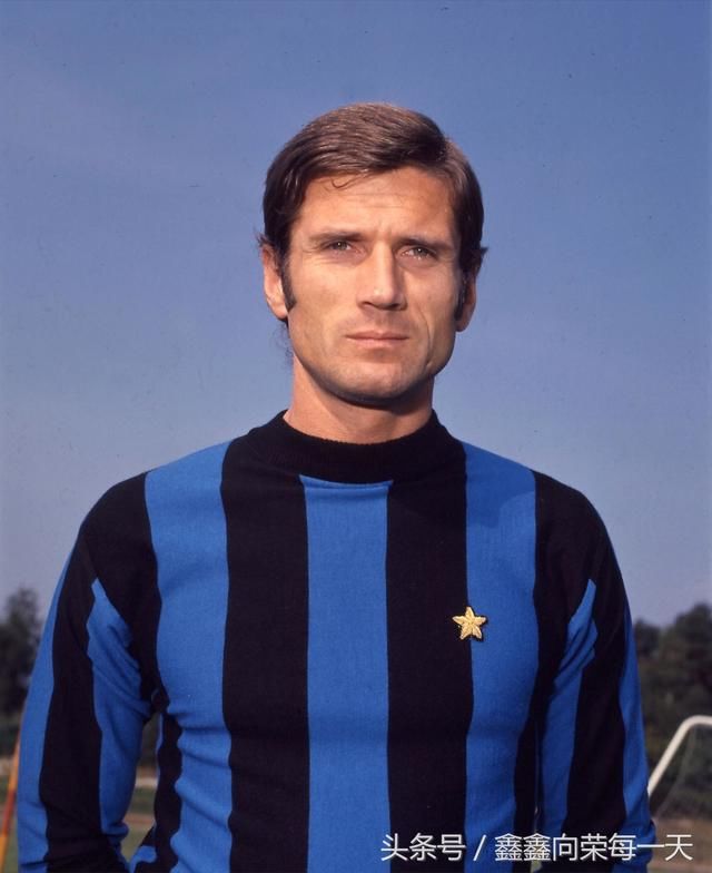 盘点足球史上十大左脚球员!你最喜环哪一个?