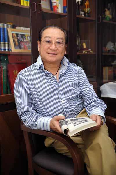 蜚声国际的"小怪物"——魏文亮_北京时间