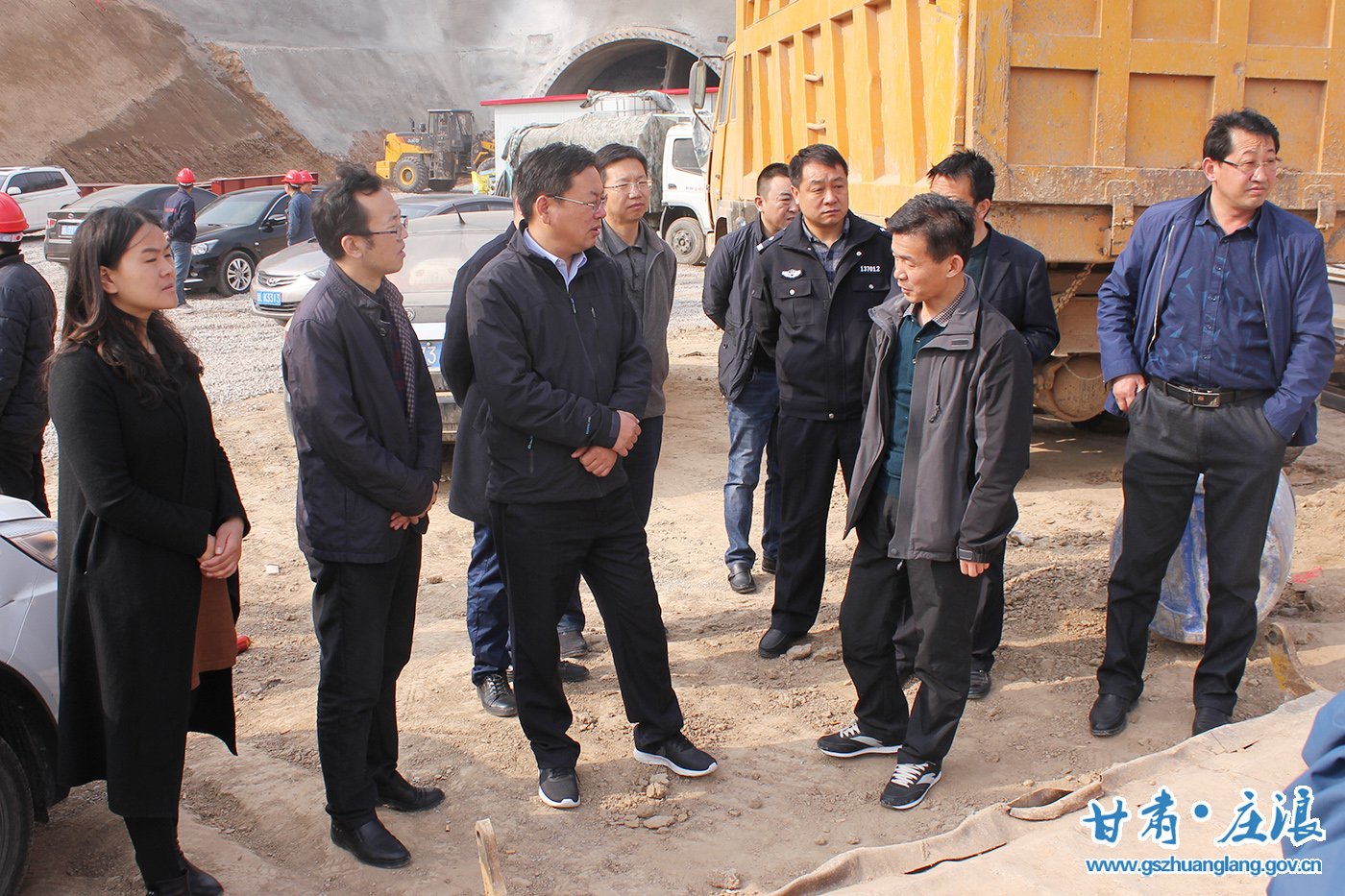 庄浪县政府分管领导督查天平高速征地拆迁工作