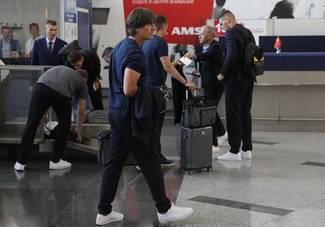 德国老爷车需要改造升级!德国足协:勒夫继续执