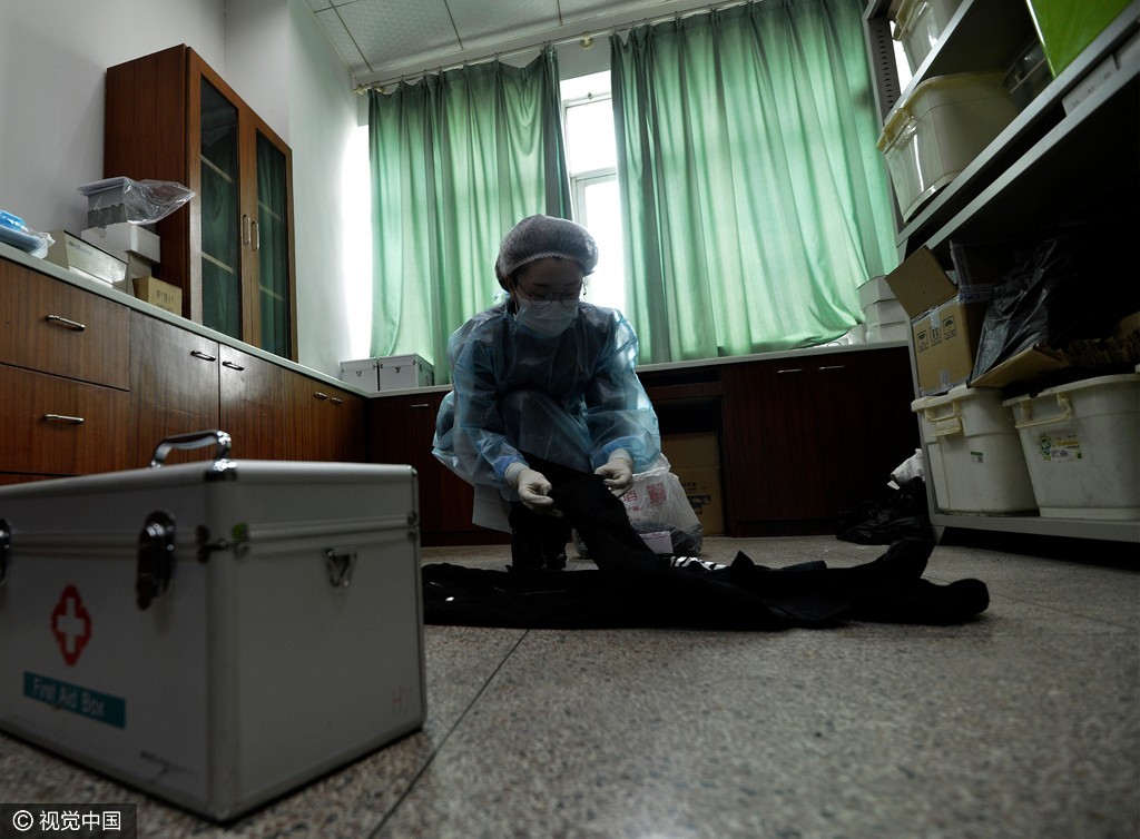 江城最年轻女法医:85后美女让死者说话