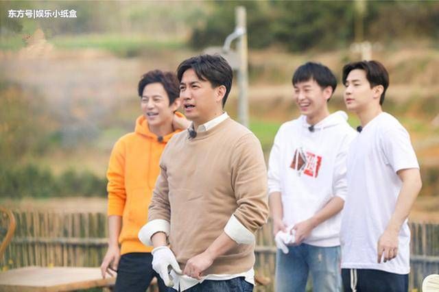 这都是90和00后爱看的节目,《奔跑吧兄弟》是