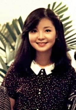 致敬87版红楼梦经典贾元春成梅生活照集锦:好