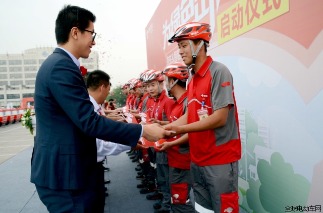 京东联手这家神秘互联网企业重磅推出太阳能共