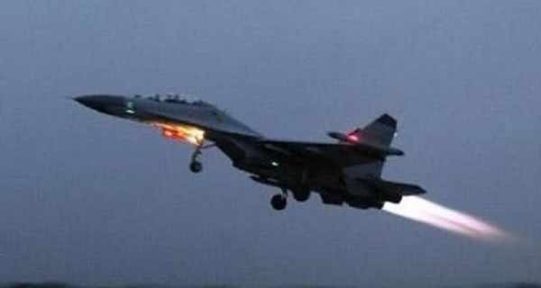 我空军雾都雄鹰旅全员换装歼16 最后一批苏27