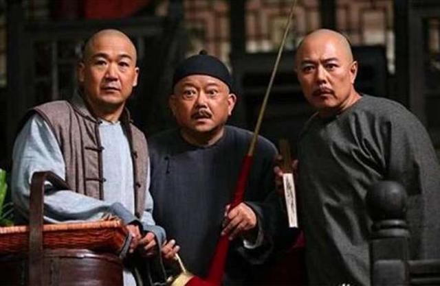 名妓出上联:洞中泉水流不尽,纪晓岚不会,乾隆对