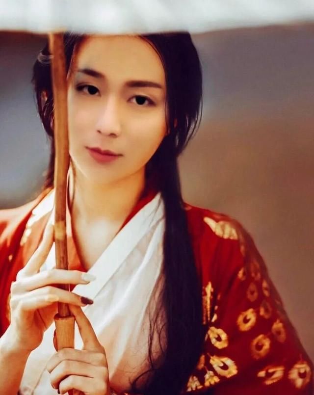 王者荣耀:张大仙关键时期cos娜可露露,网友直