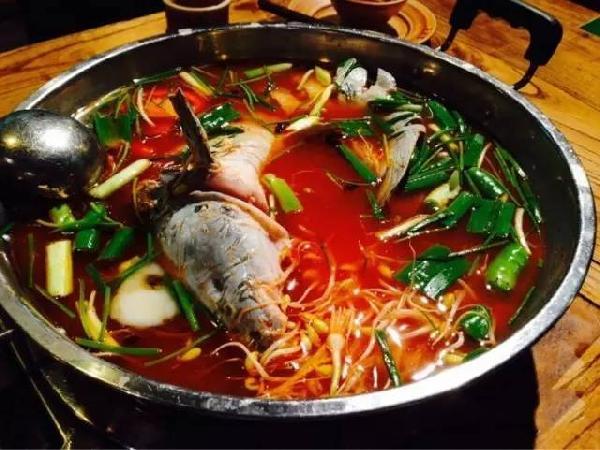 酸汤鱼在贵州火成这样 会是餐饮业的下一个爆品吗?