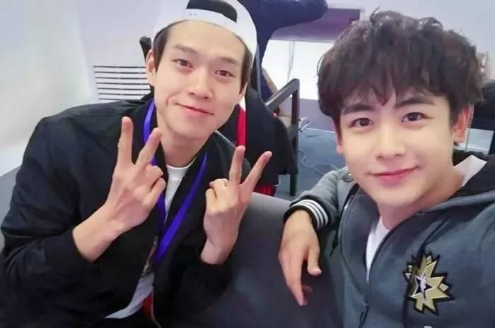 抢应采儿资源?李宏毅假装富二代?魏大勋和尼