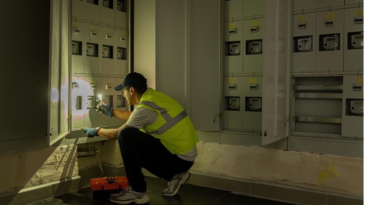 用电量高于发电量,智能电表“跑”得更快?真相是…… 用电量高于发电量,智能电表“跑”得更快?真相是……