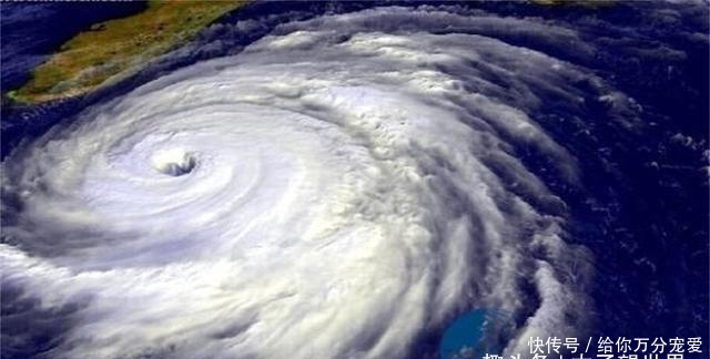 南极上空出现时空之门,人类有望回到过去吗?