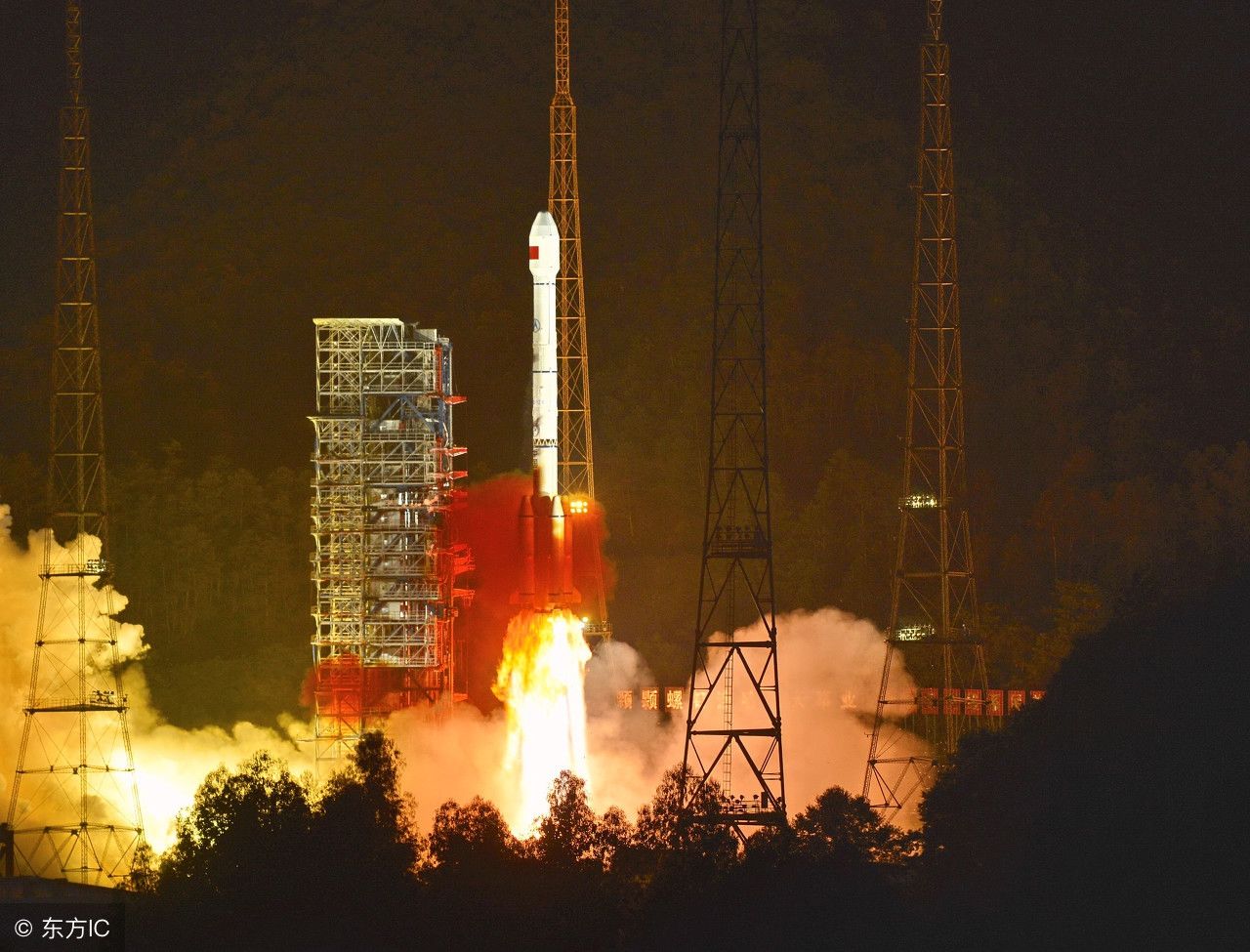 北斗导航和高德地图比较的话,你觉得那个好?