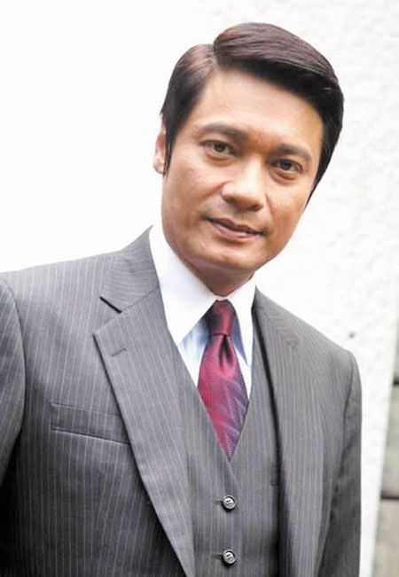 嫌弃老婆太丑的五大明星,一脚踢开,最后一个实在气不过