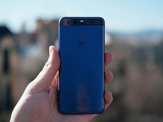 再降1800元!荣耀V10、华为P10降至冰点价,