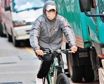 周润发座驾给90分,洪金宝座驾给97分,他的座驾