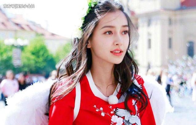 同样是生完孩子,杨颖杨幂赚钱赚到手软,而她却