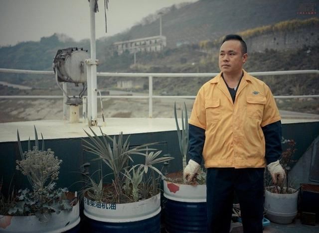 船事船上的日子:逆流而上,漂在长江