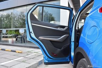 2018款宝骏510对比2018款海马S5青春版 哪款